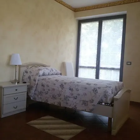 Le Viole Casa Famiglia Per Anziani Mathi