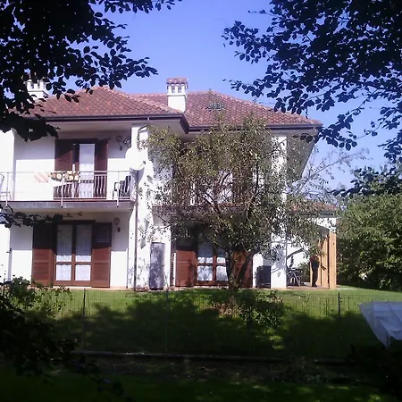 Le Viole Casa Famiglia Per Anziani *