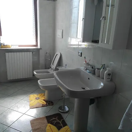 Le Viole Casa Famiglia Per Anziani Mathi