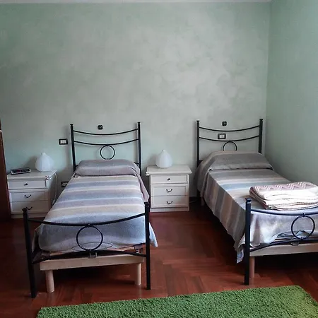 Le Viole Casa Famiglia Per Anziani Mathi